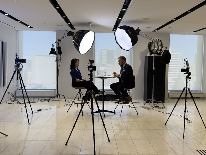 Munich Re corporate film production set